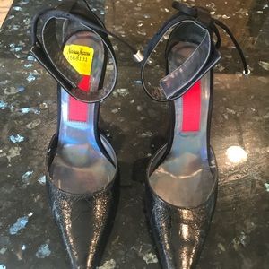 Gorgeous designer heels in black. Made in Italy